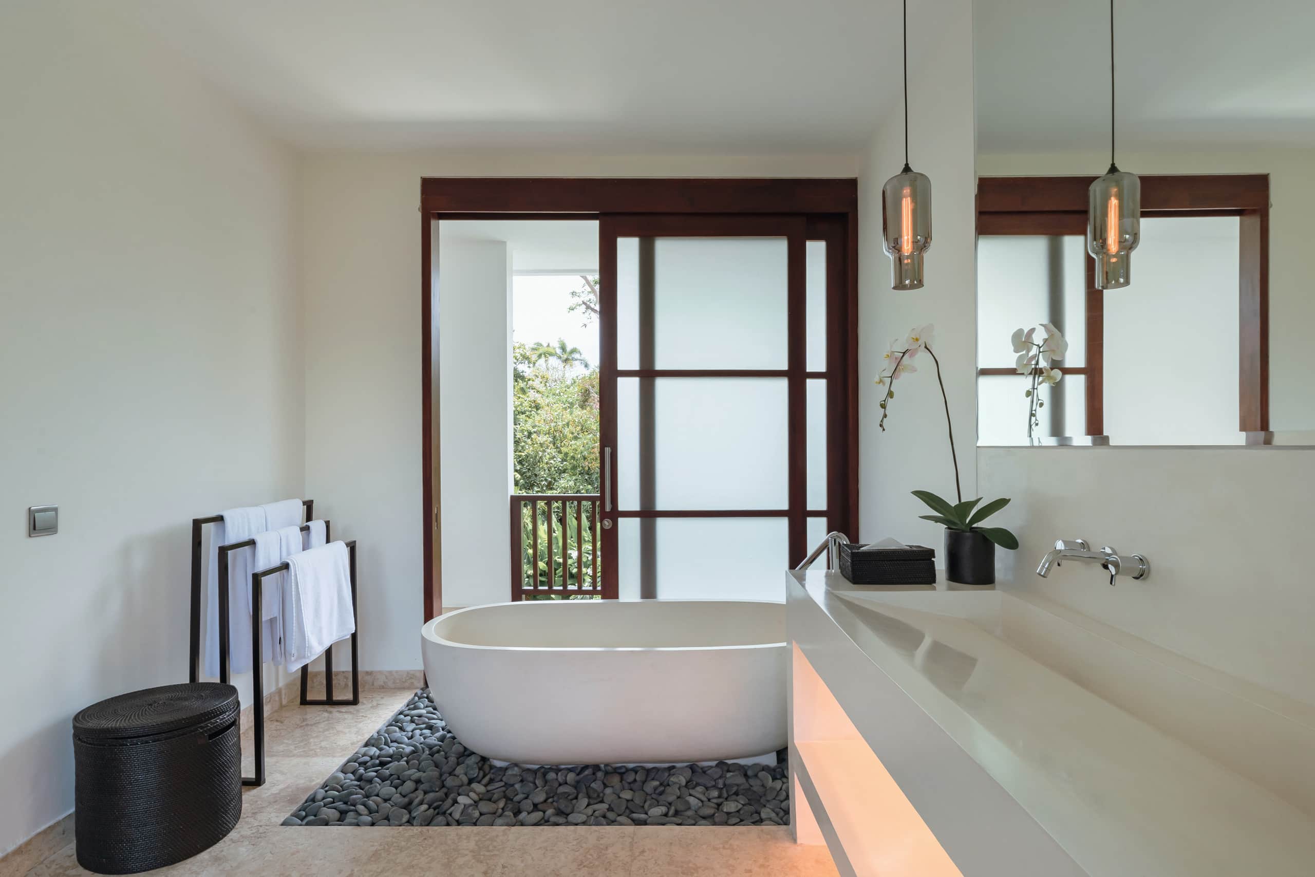 Nomad 3BR Villa in Seminyak w/ Pool, Alfresco 17
