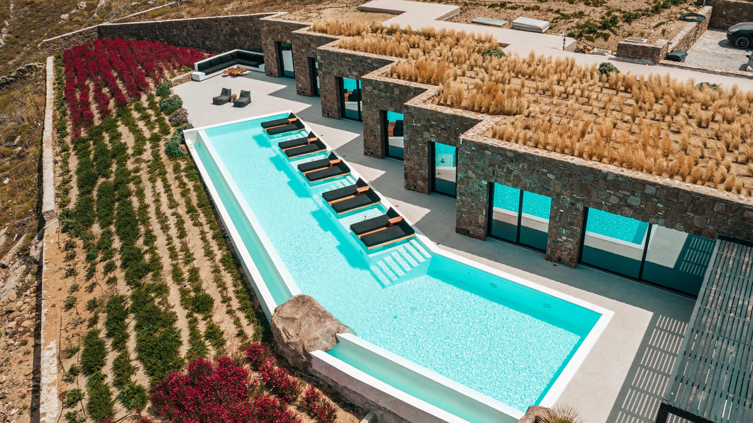 Mega Mansions Mykonos 1