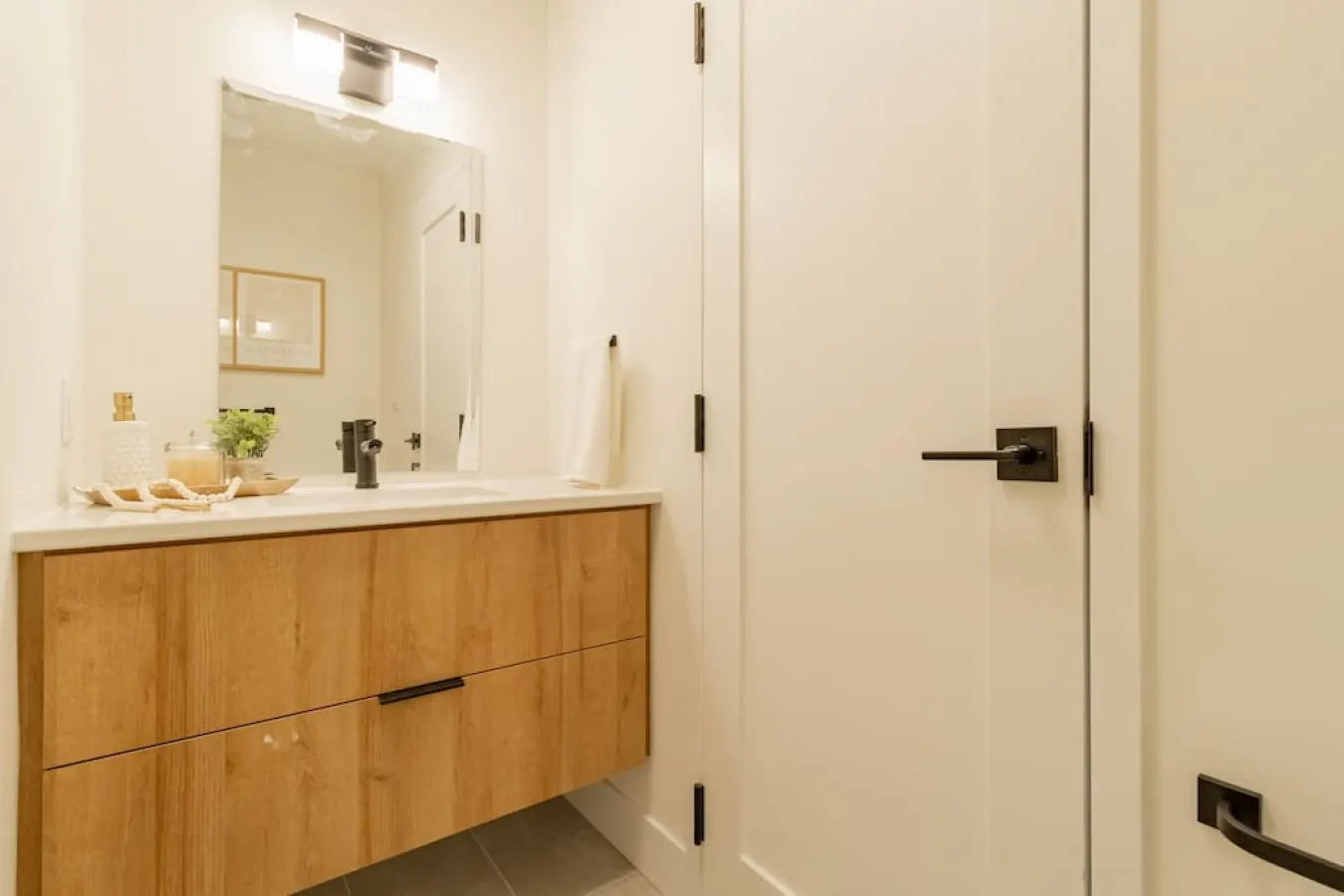 Lagoon Room 305 · The Bend Condo on Main Strip - The Lagoon 305 — photo 3