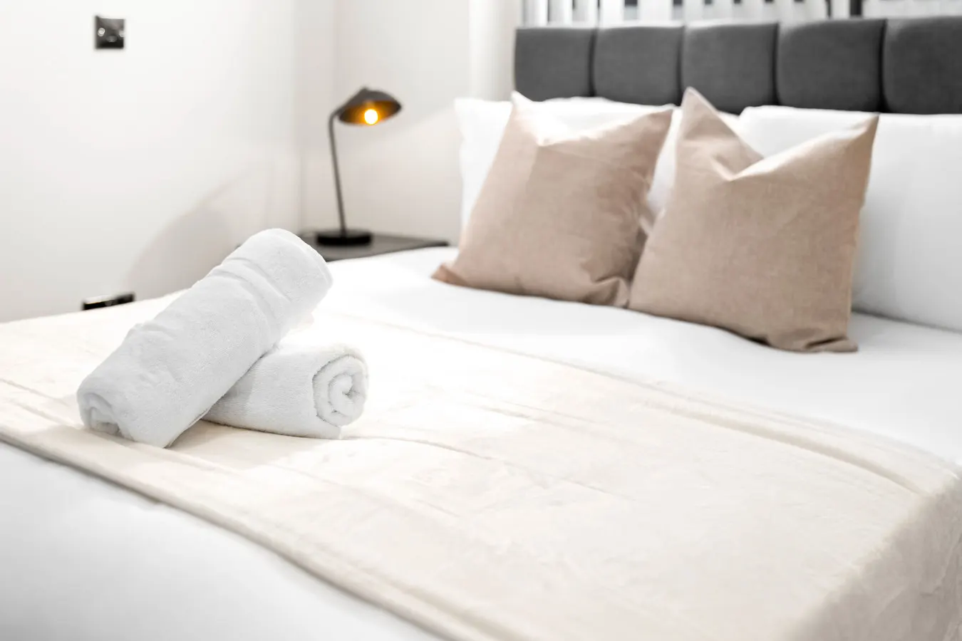Stylish 2 Bed Apartment - Smart TV - WIFI - Jewellery Quarter 11