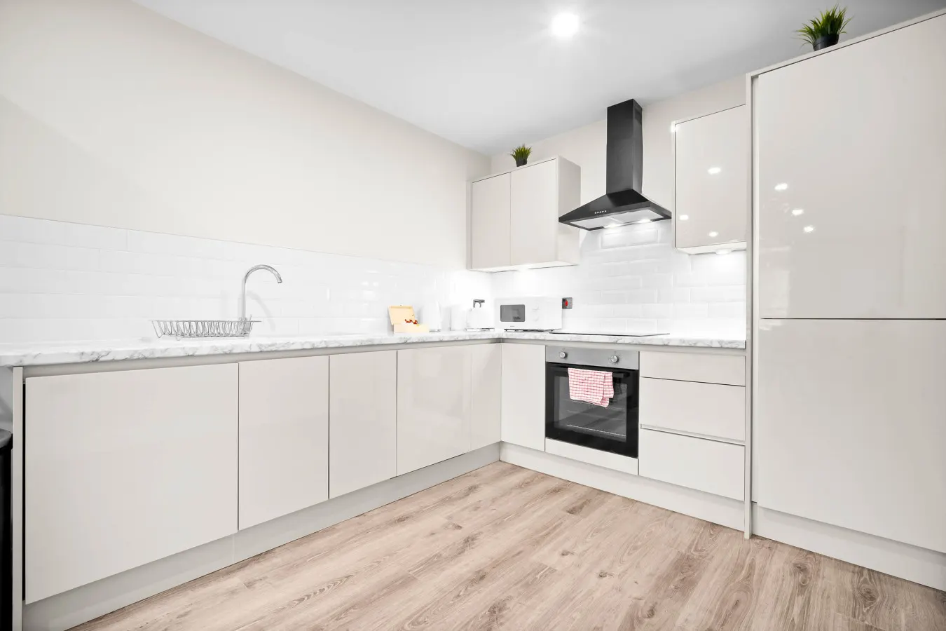 Stylish 2 Bed Apartment - Smart TV - WIFI - Jewellery Quarter 15