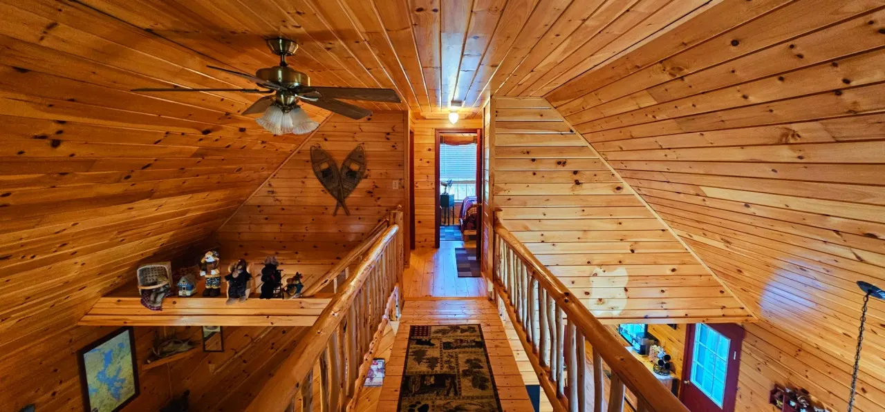 Cozy Moose Cabin 13