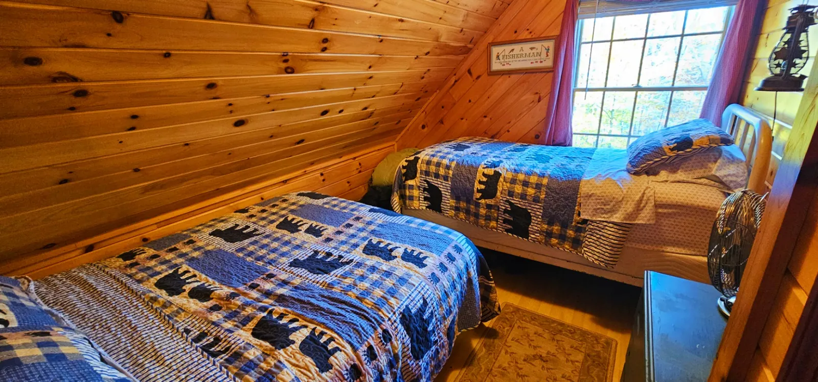Cozy Moose Cabin 14