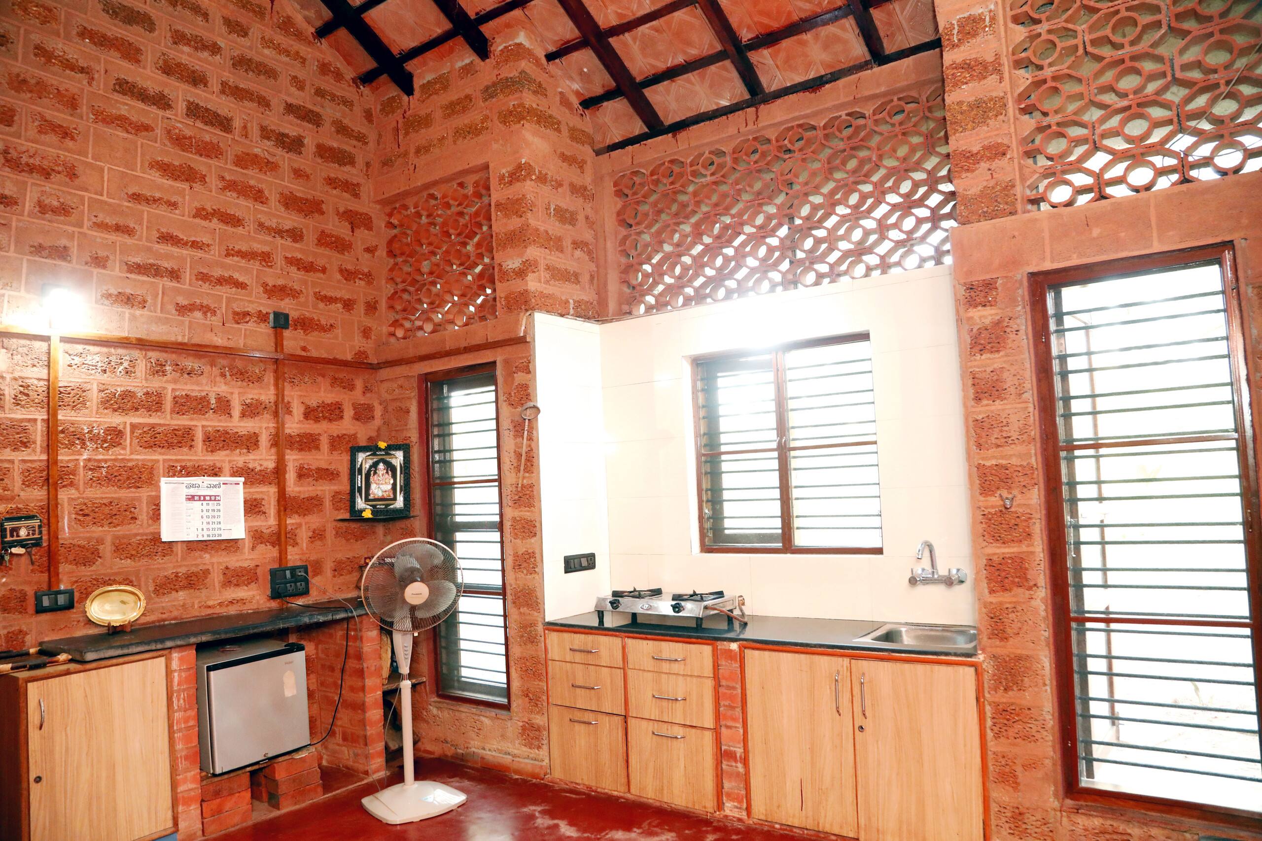 Villa Casuarina 1, near beach in sprawling grove 9