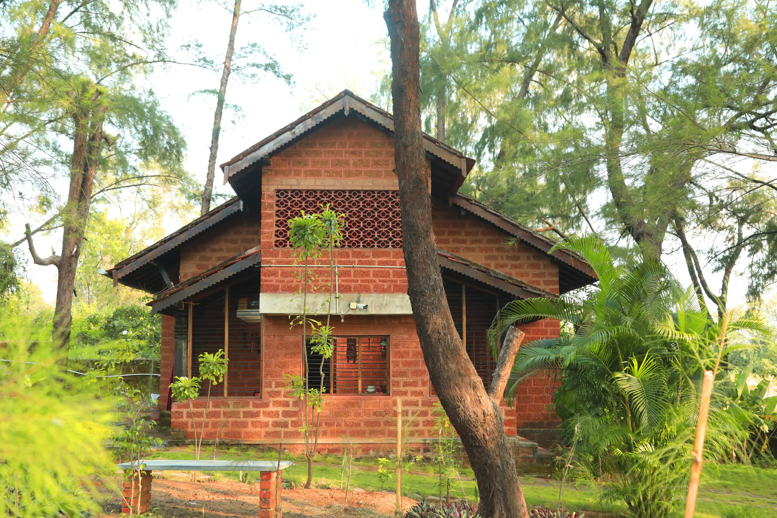Villa Casuarina 1, near beach in sprawling grove 17
