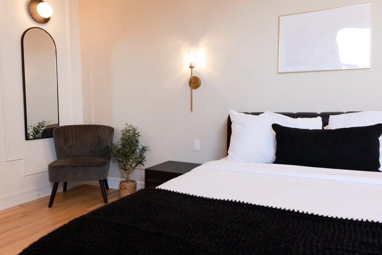 #9 - Studio/Plateau/St-Denis/SelfCheck-In/AC/TV 3