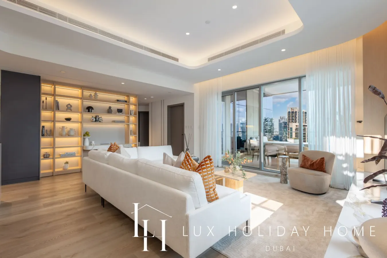 LUX The Aurora Marina View Suite 9