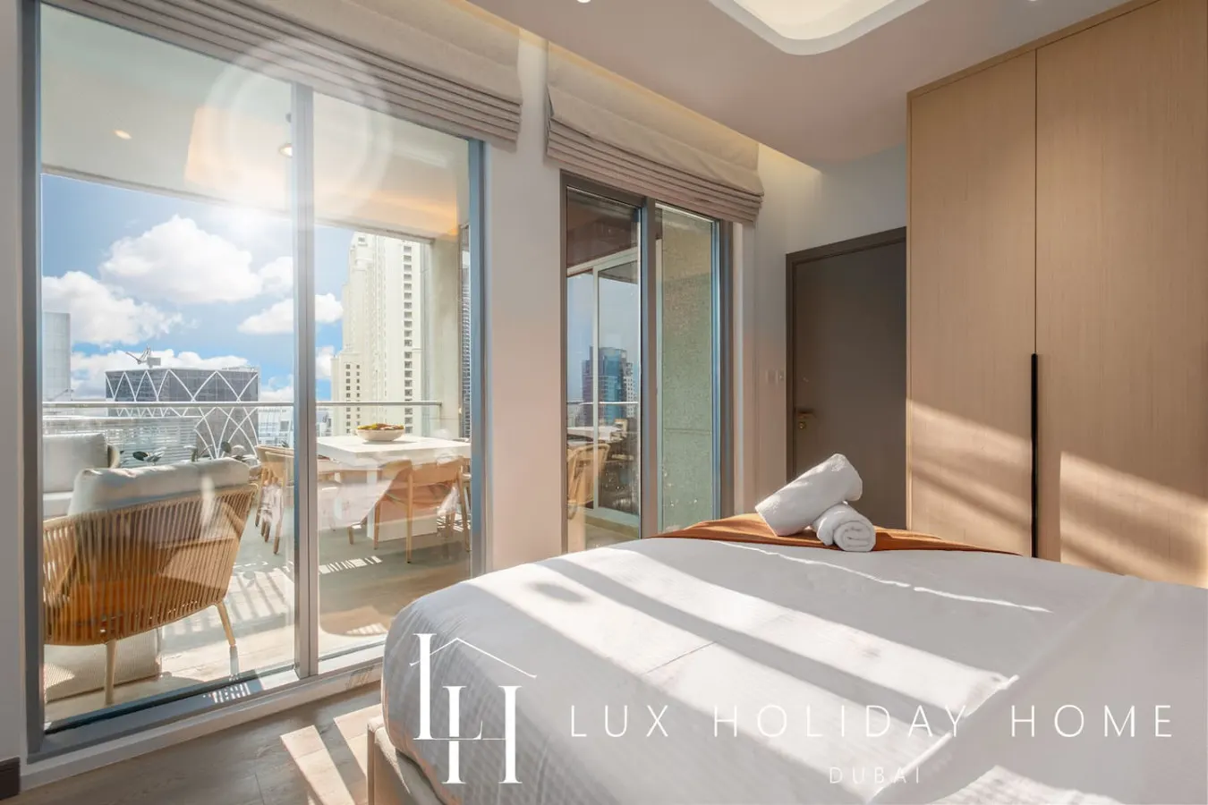 LUX The Aurora Marina View Suite 18