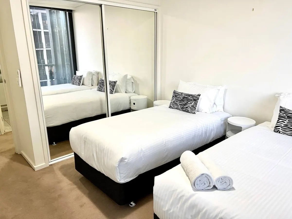 Readyset Apartments on Sentinel - 2 Units x 2 Bedrooms Apartments - K1&K2 5