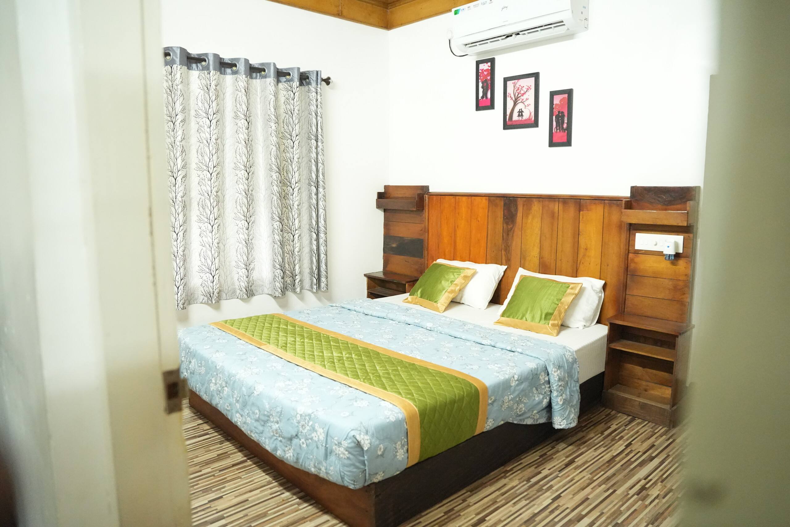 Guest House Near Munna 32