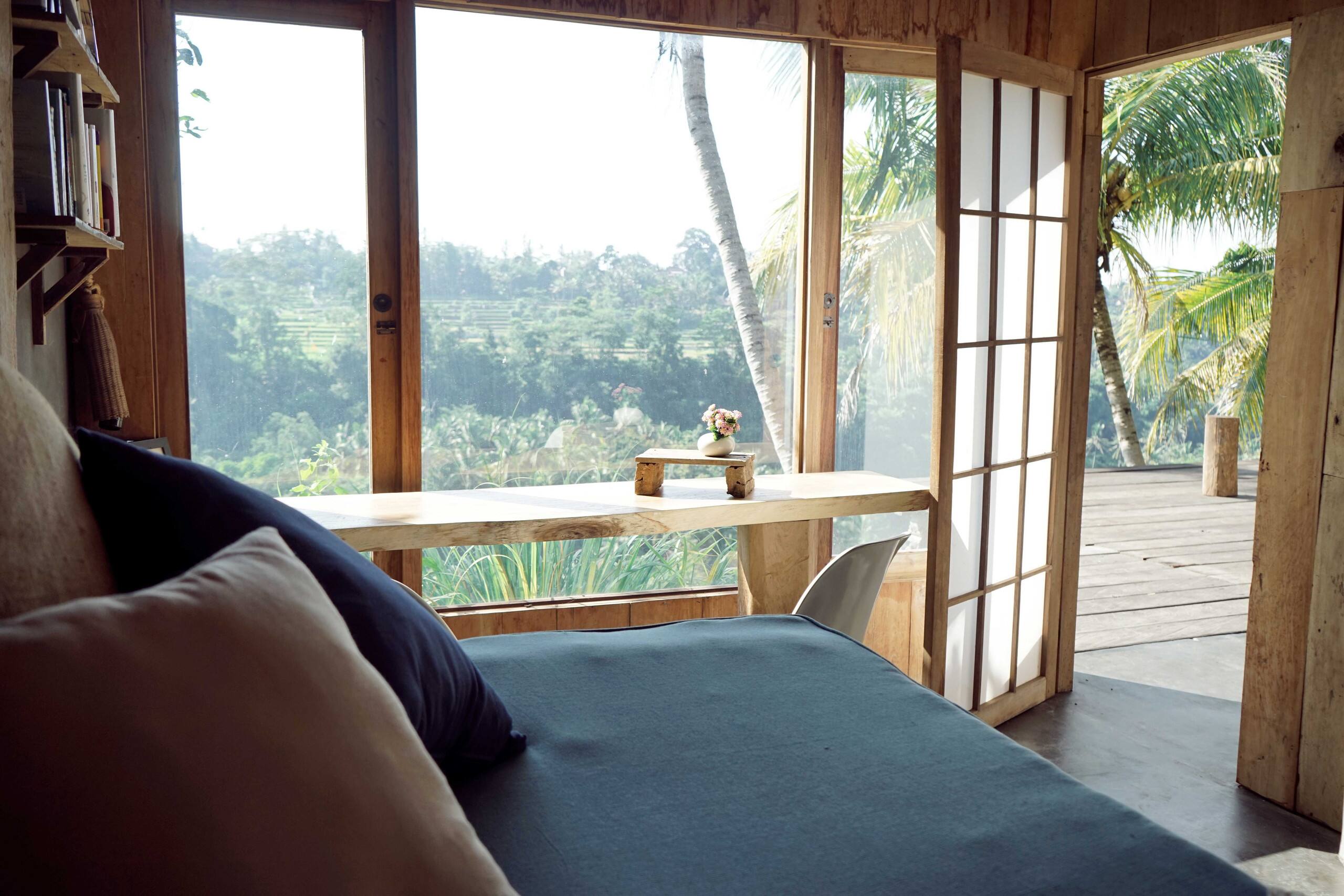 Zen Hideaway 1: Wabi-Sabi Teak House & Sunrise 14