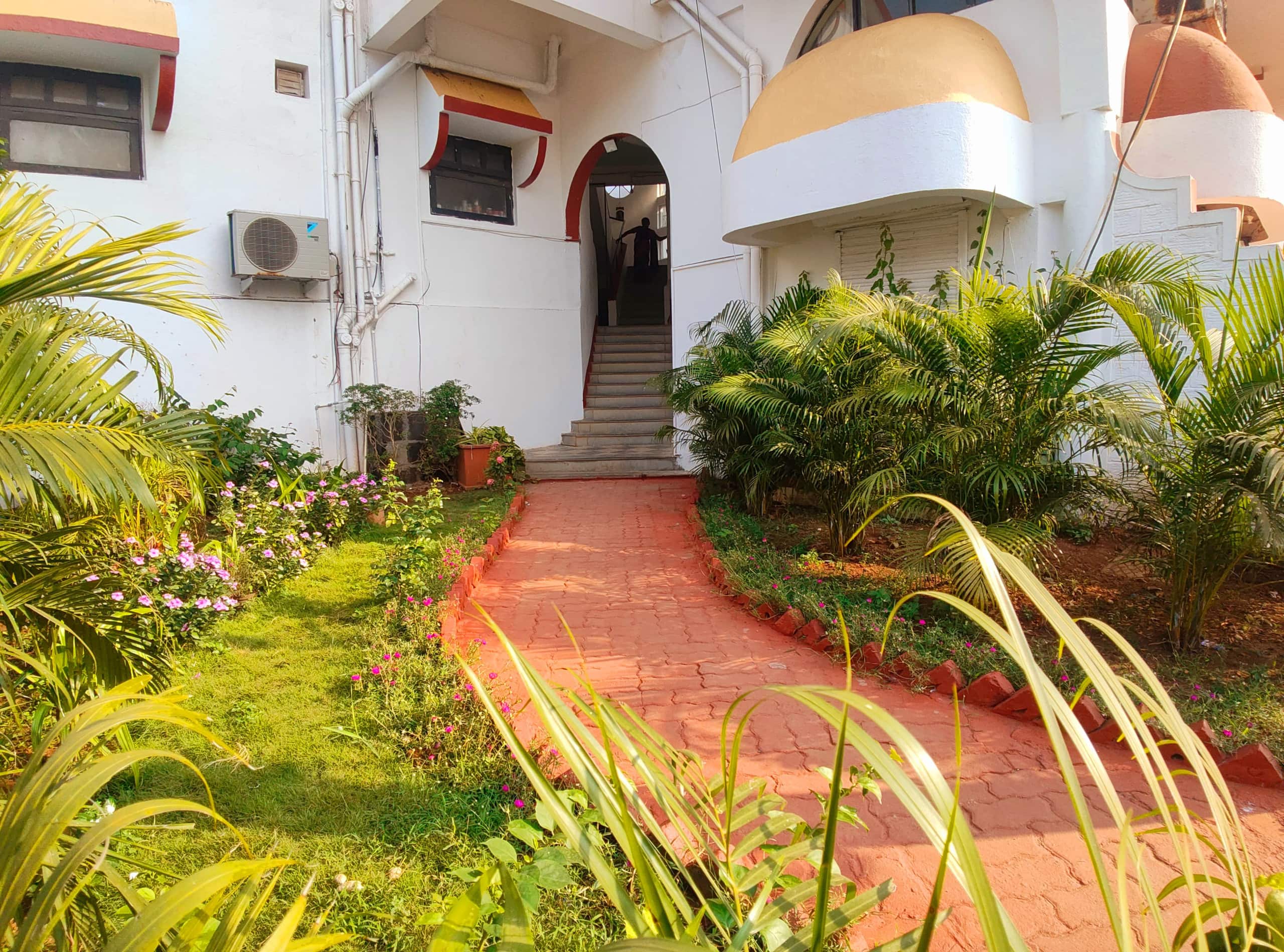 Casa Goa 2BHK - Private access gate to Beach