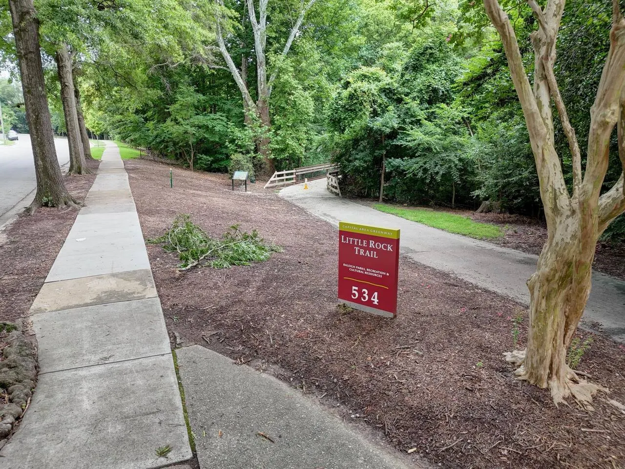 LuxMiniHouse~WalkDowntown~Parking~Greenway 15