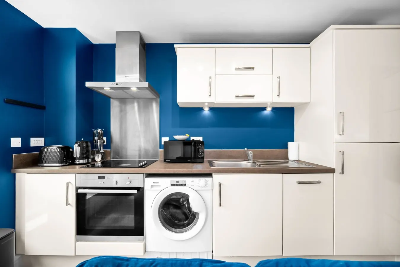 Luxury 2 Bed Apartment - Parking - JQ - City Centre - Bedroom TV 7
