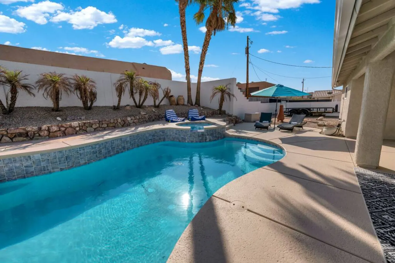 Havasu Regal - Pool, Spa, Boat Parking, BOHO Design