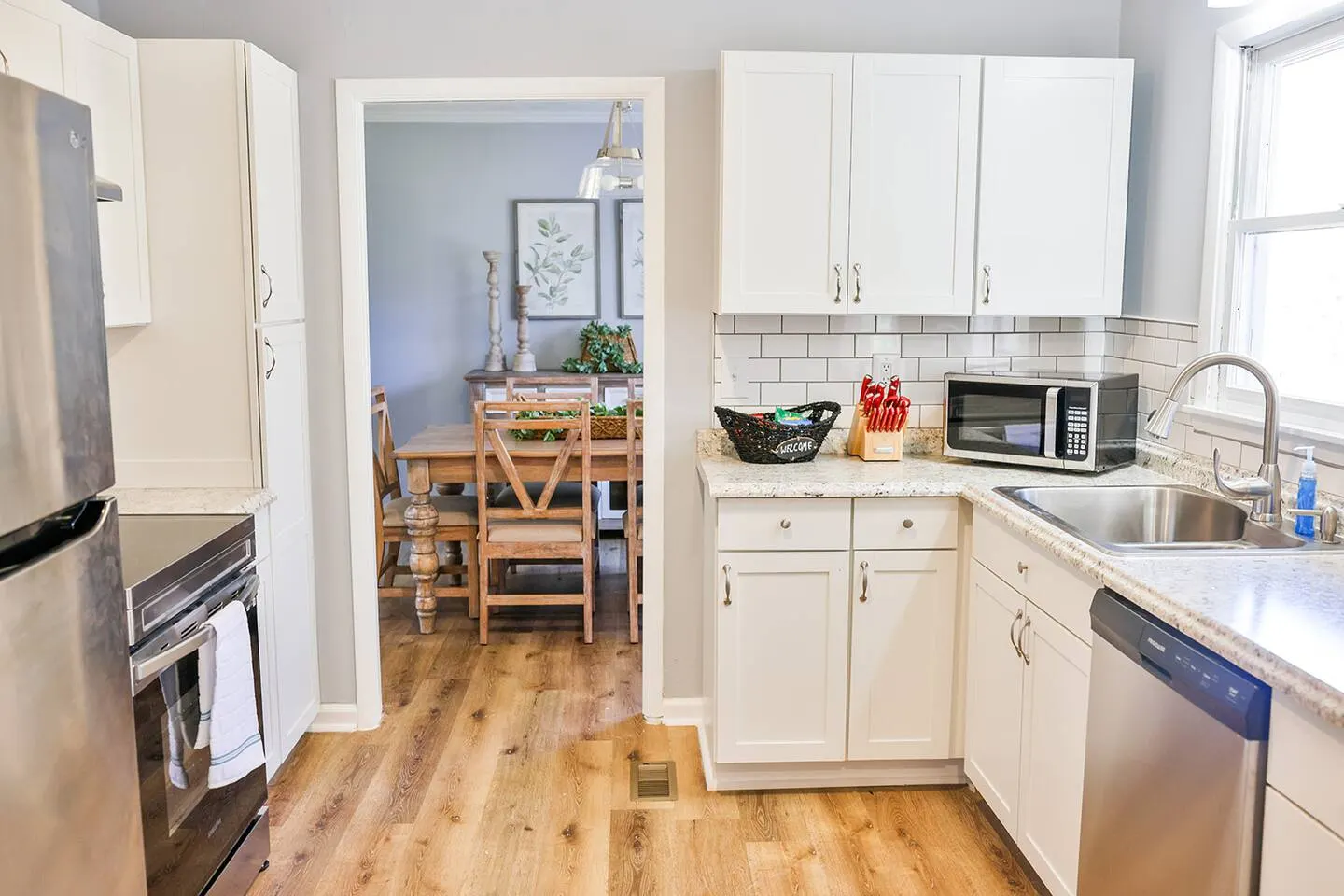 Gameroom Getaway! 4BR & 2 Kings! 9