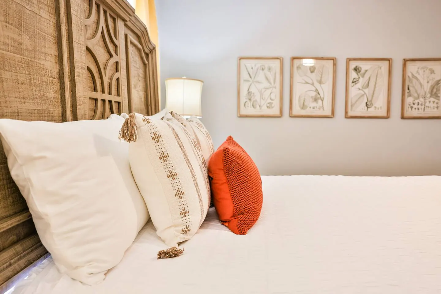 Gameroom Getaway! 4BR & 2 Kings! 10