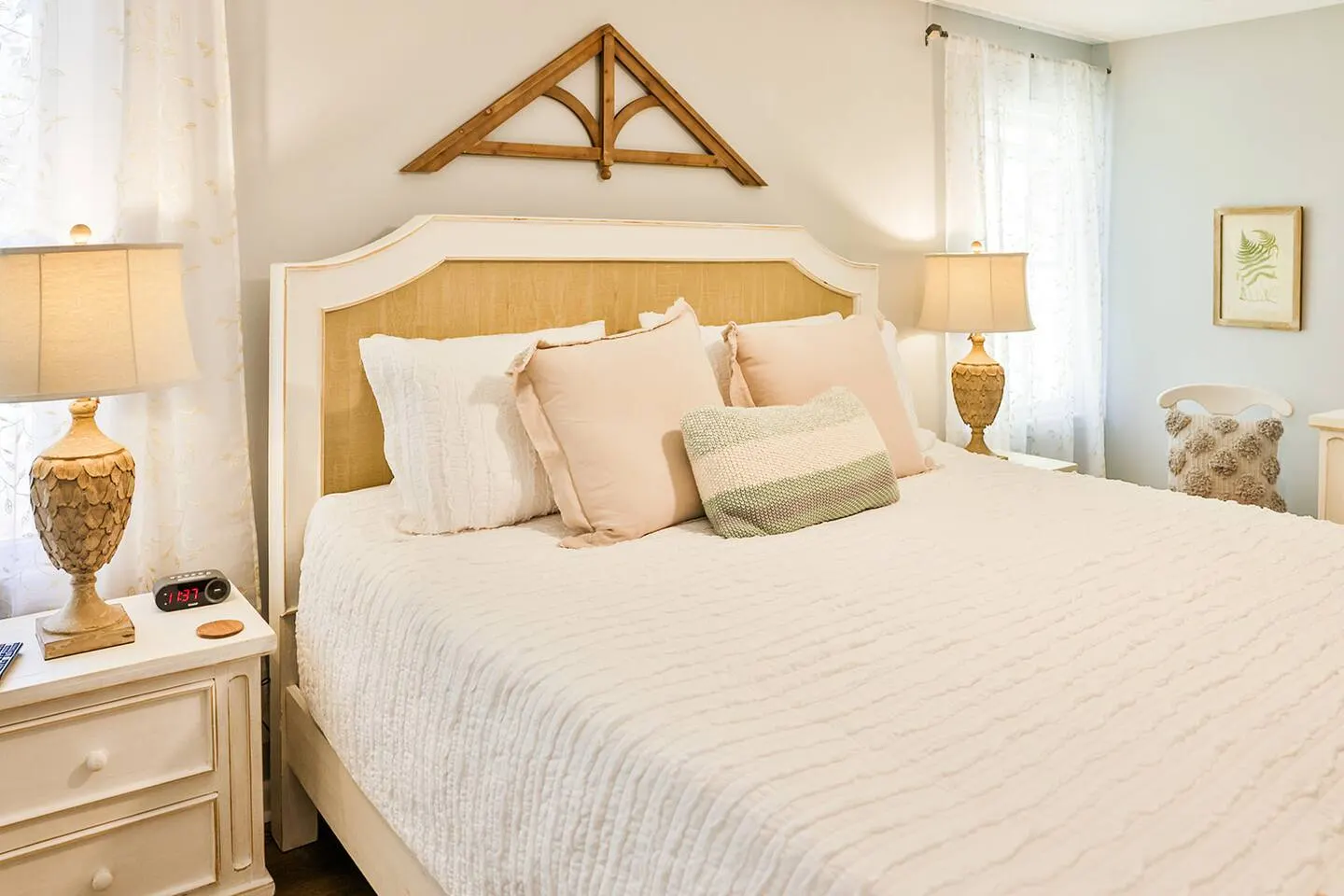 Gameroom Getaway! 4BR & 2 Kings! 6