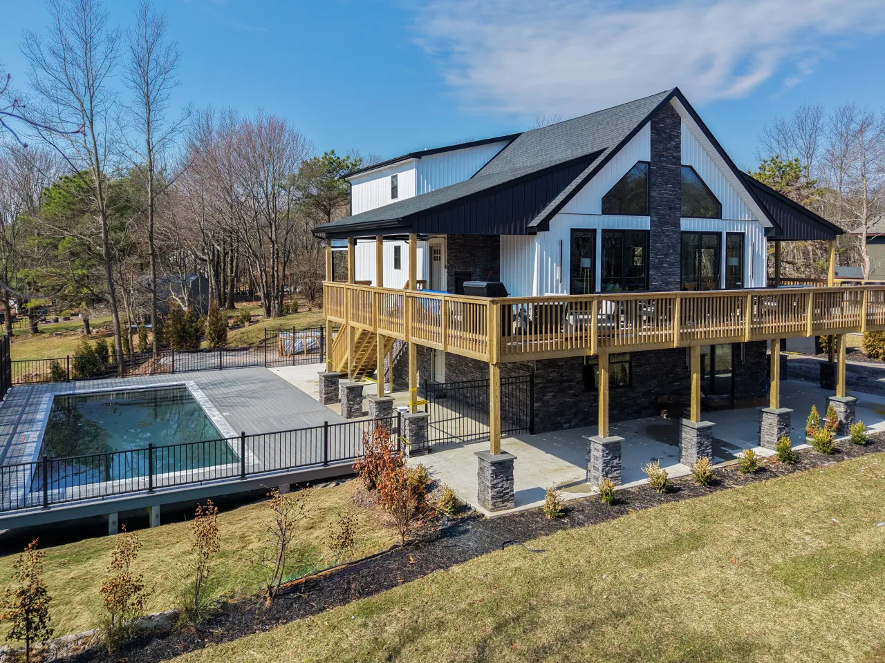 Luxury 7BR Poconos Retreat | Pool, Sauna, Cinema