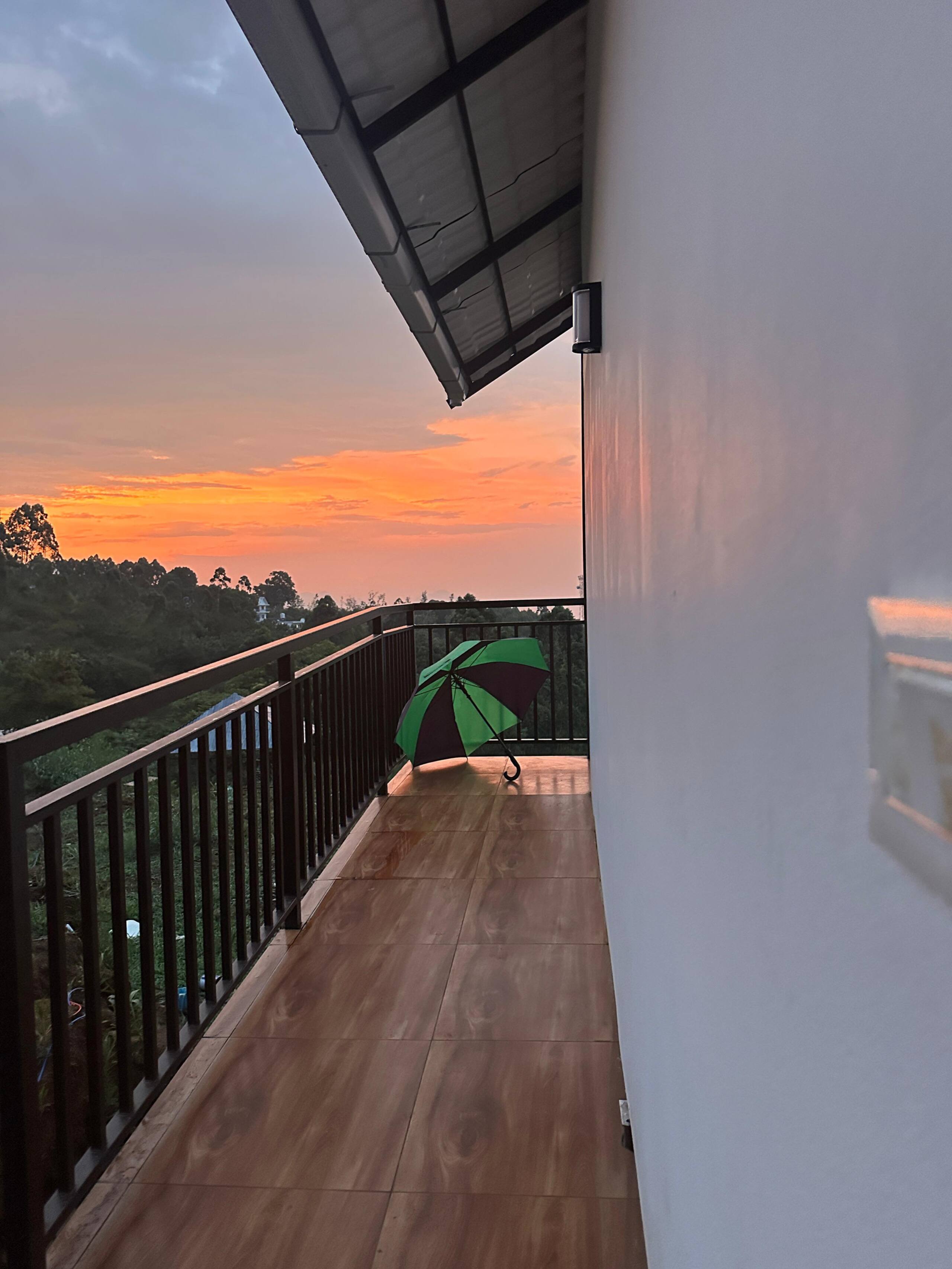 Elim Chalet-Valley Room 13