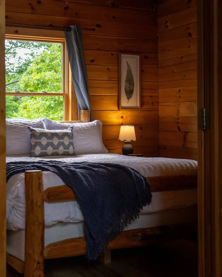 Family Friendly ~ Hocking Hills Cabin ~ Close to Caves, w/Wifi — photo 4