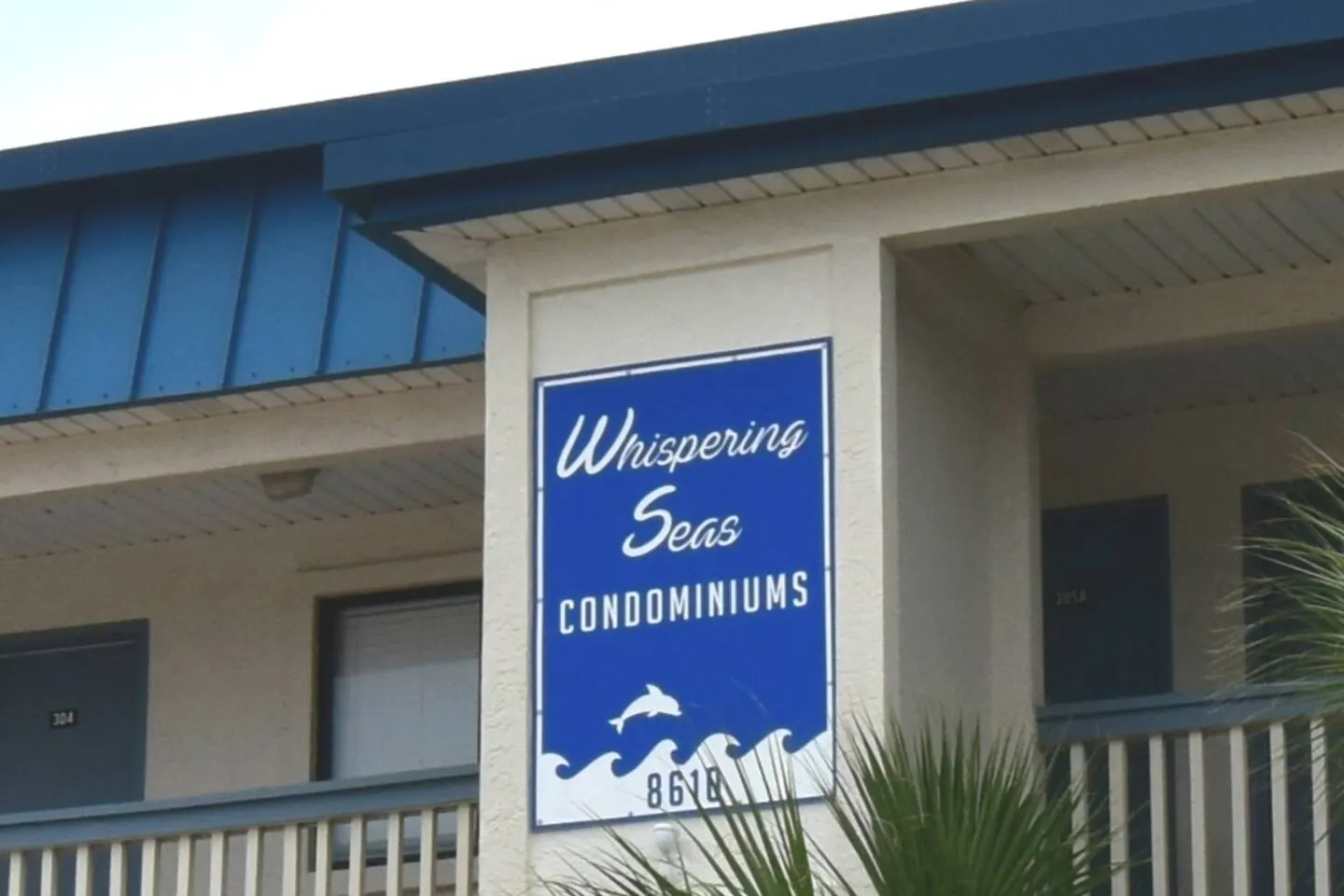 Whispering Seas 108- Oceanfront 2Br/2Bath with pool access. Ground floor with beach view- Sleeps 8 7