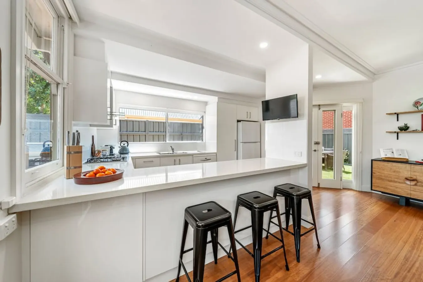 Waratah Cottage—1910s Boutique Heritage 14