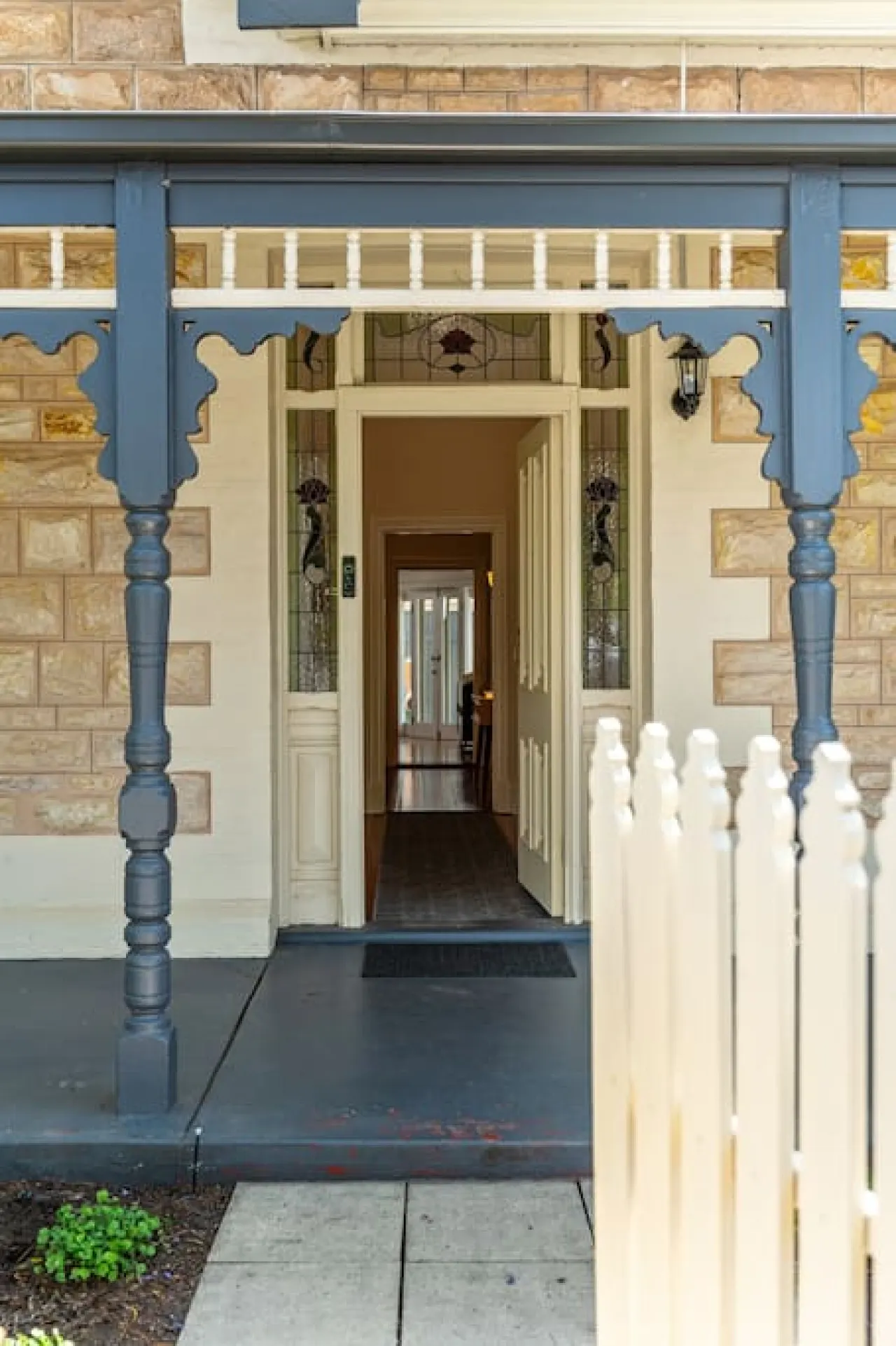 Waratah Cottage—1910s Boutique Heritage 6