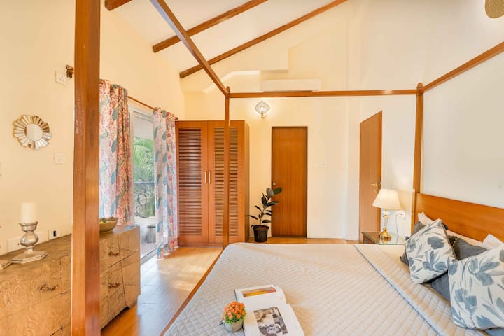 Casa Aera 3BR Villa Assagao Goa 6