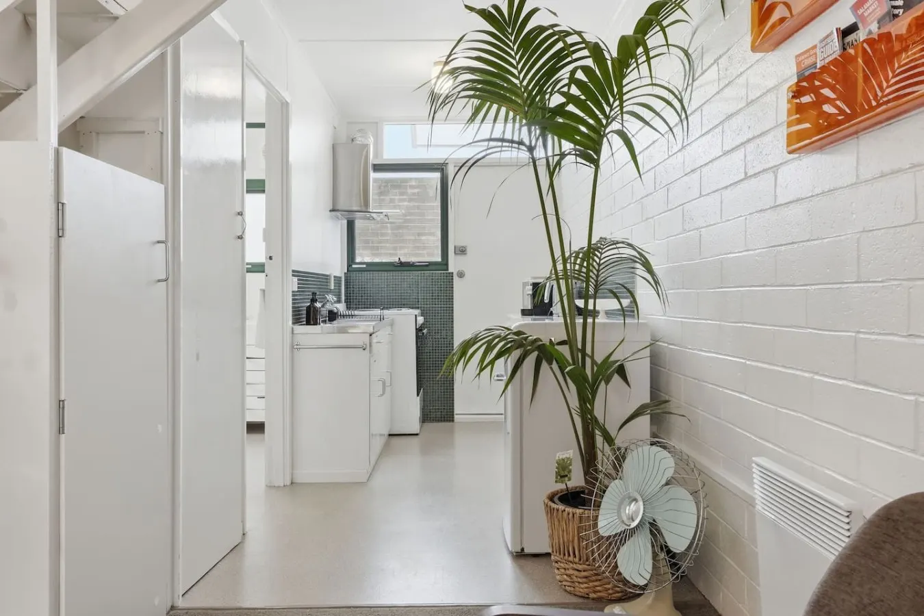 Warm Mid century modern 2BR, 8 mins from CBD 12
