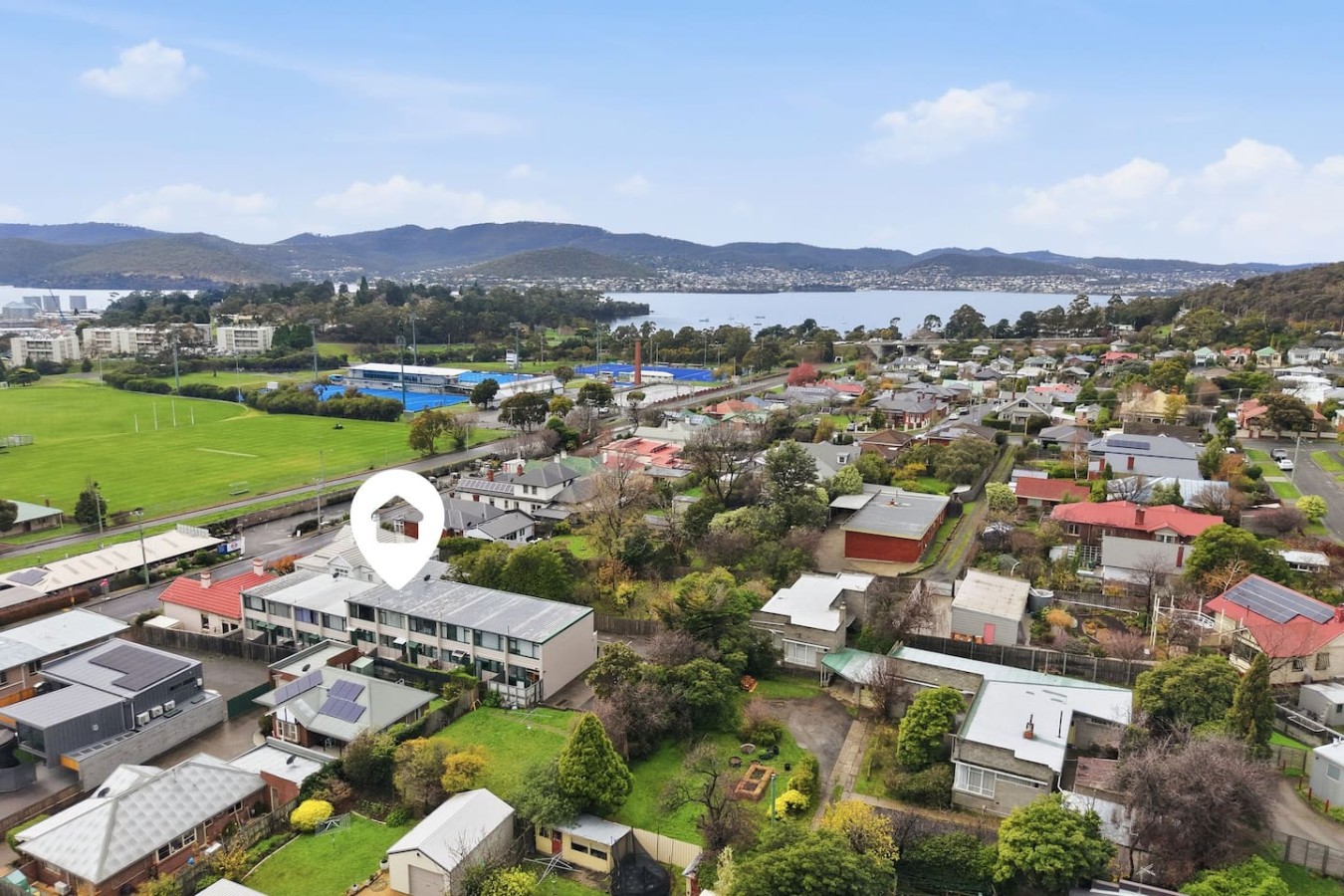 Warm Mid century modern 2BR, 8 mins from CBD 5