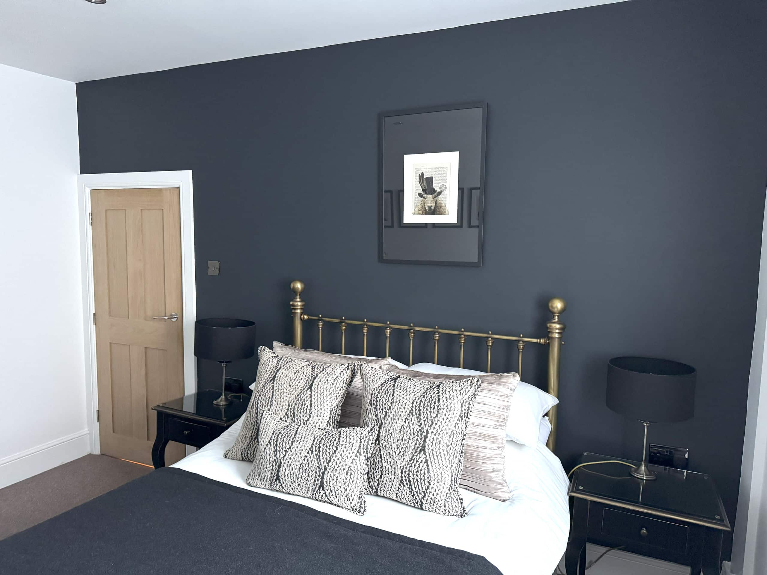 8 Crickhowell Cottages, Town Centre location 10