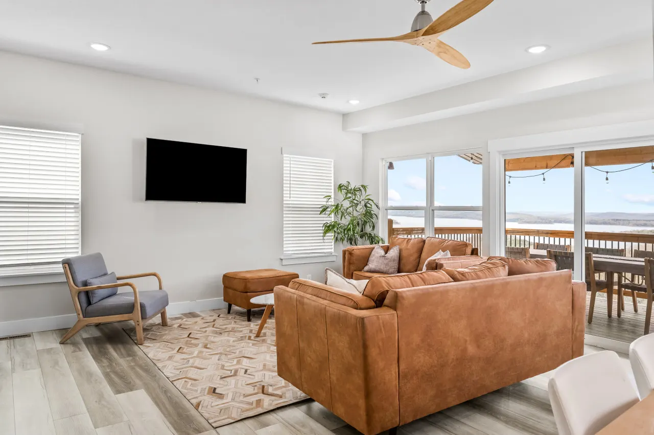 The Pointe at Chateau Mtn: Lakeview 6 Bed/6.5 Bath