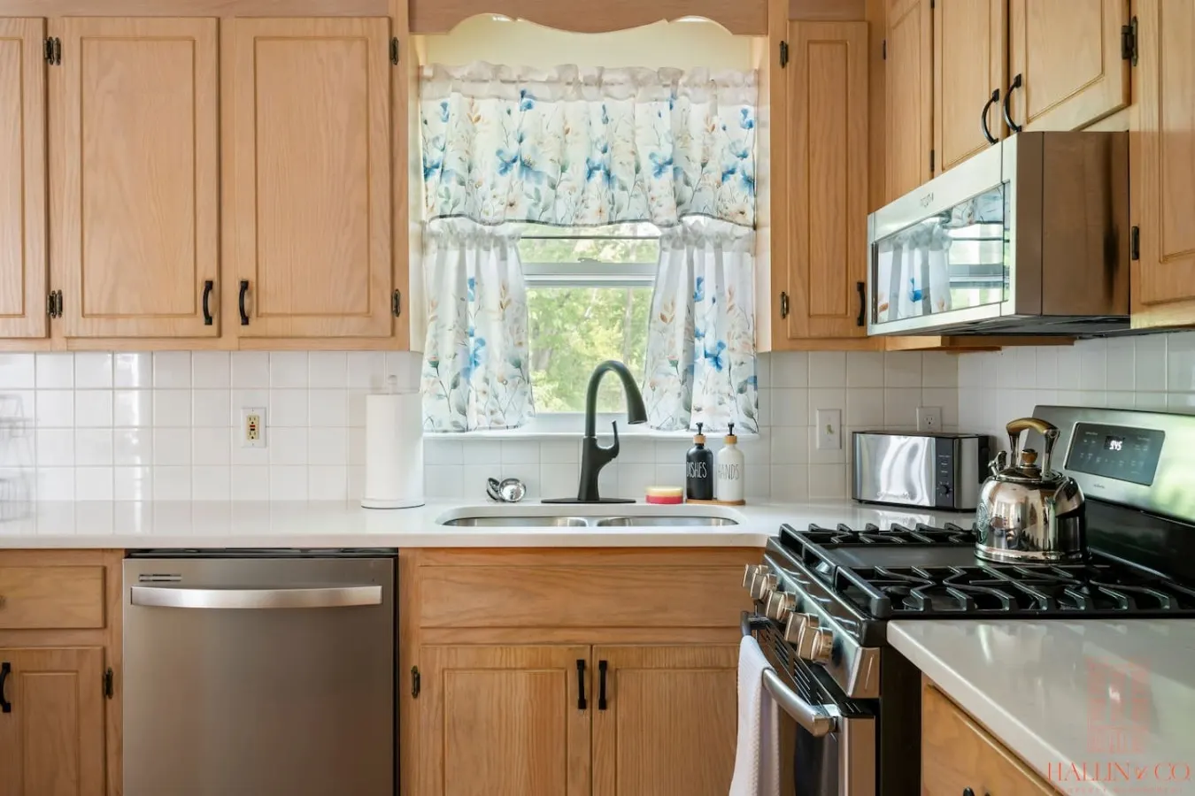Elegant Home Main-Level Master + Secluded Yard 18