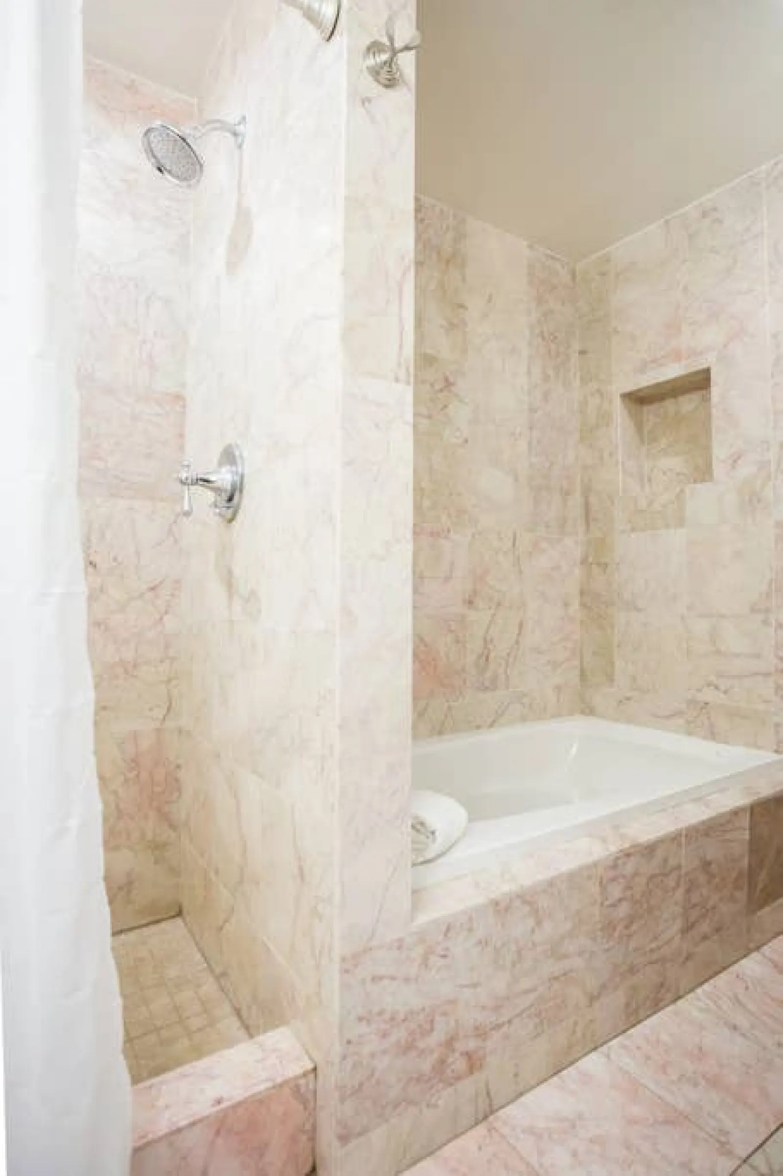Classic furnished 1BR in Fenway in Brownstone Bldg 11