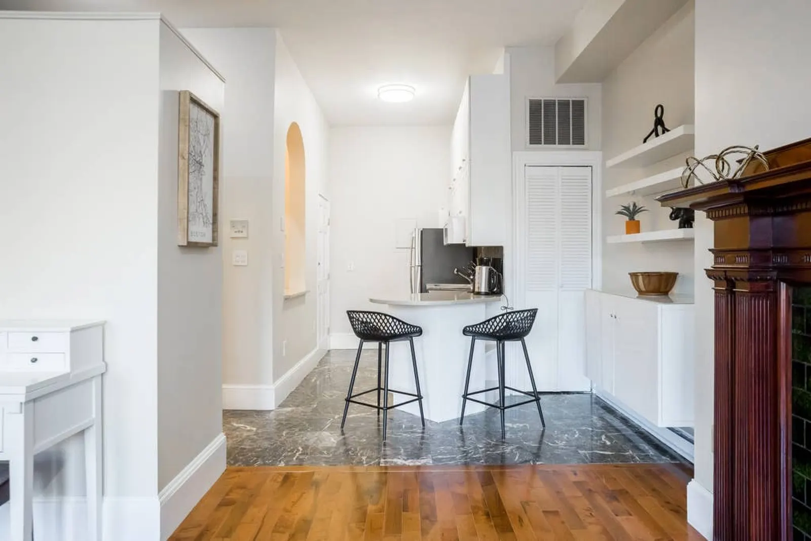 Classic furnished 1BR in Fenway in Brownstone Bldg 5