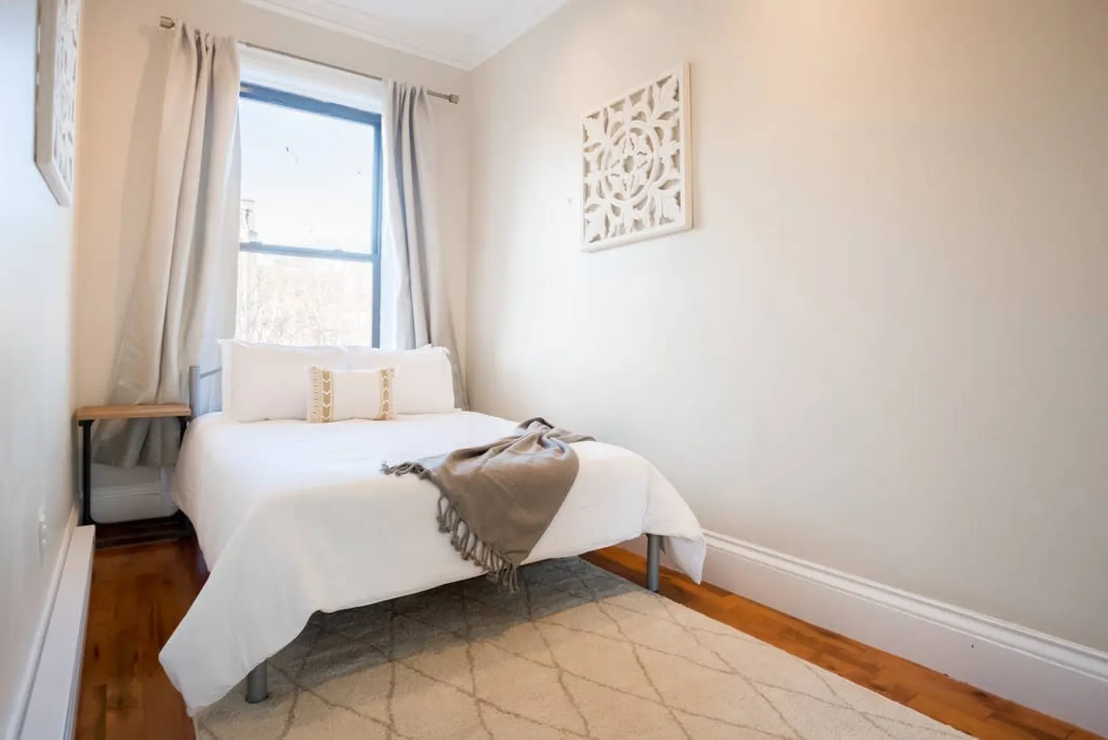 Classic furnished 1BR in Fenway in Brownstone Bldg 6