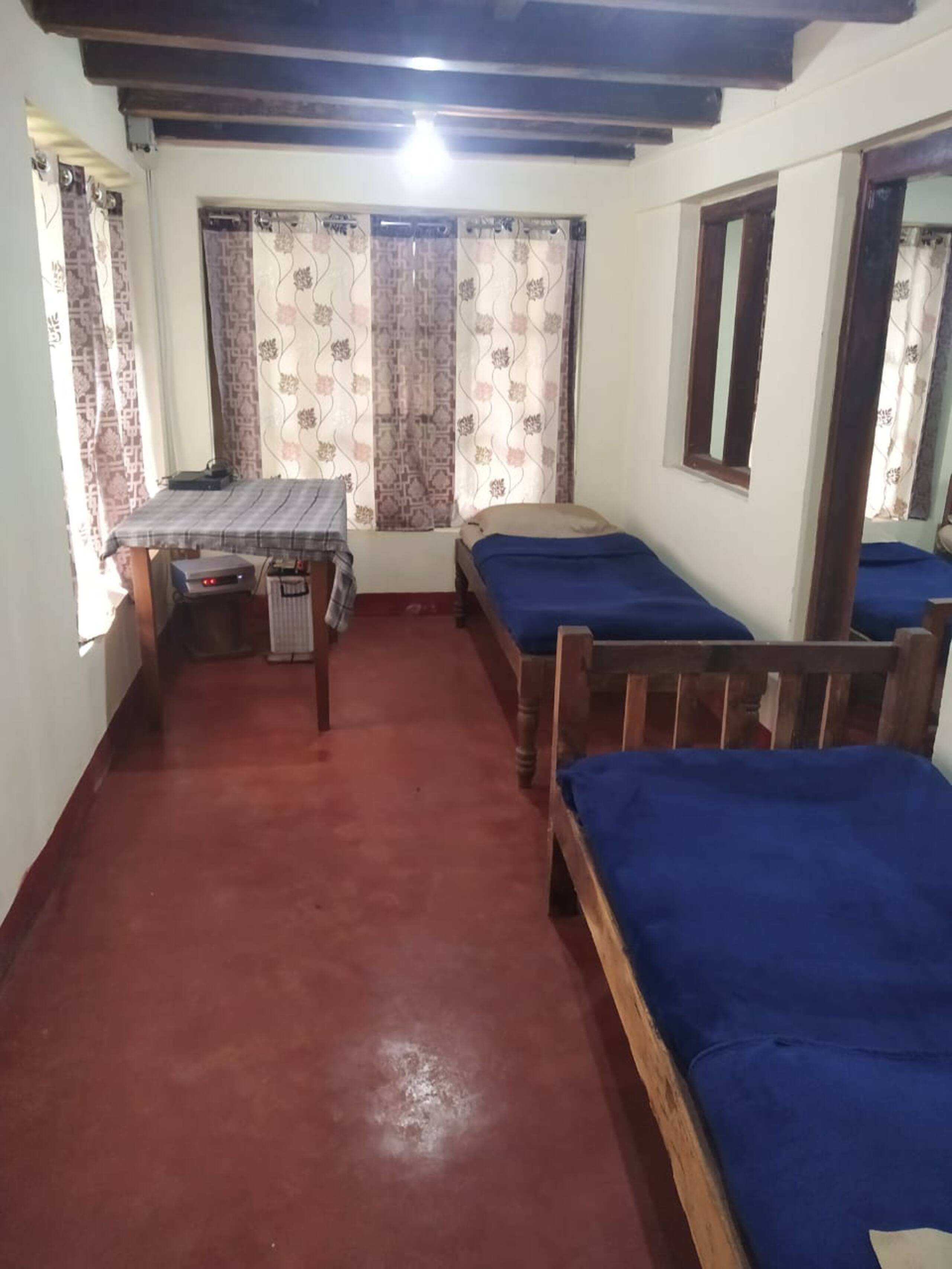Keemalekad Log cottage, (Entire Cottage) 2