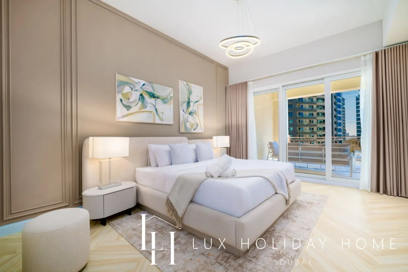 LUX | The Marina Residence Palm Suite — photo 2