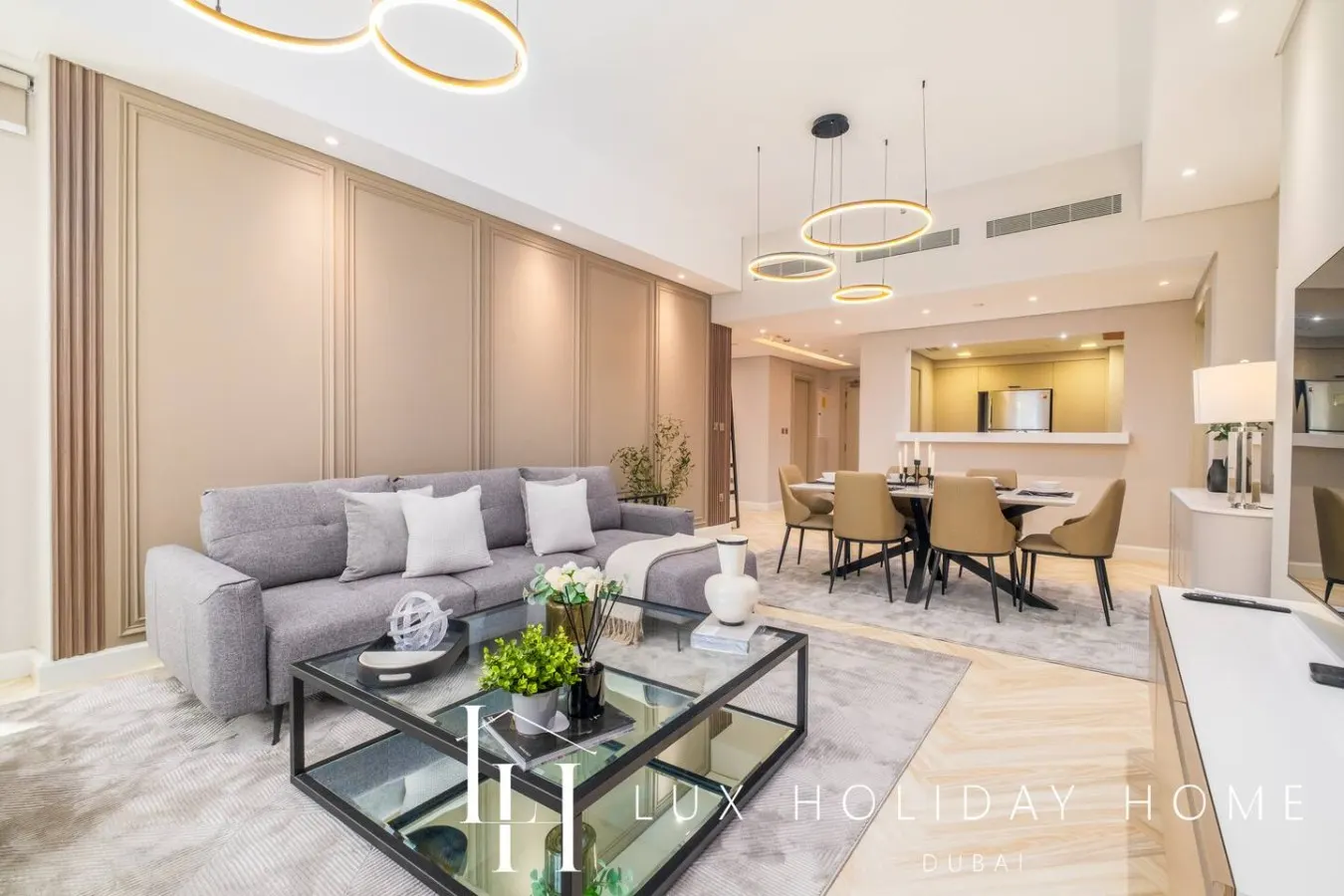 LUX The Marina Residence Palm Suite 9