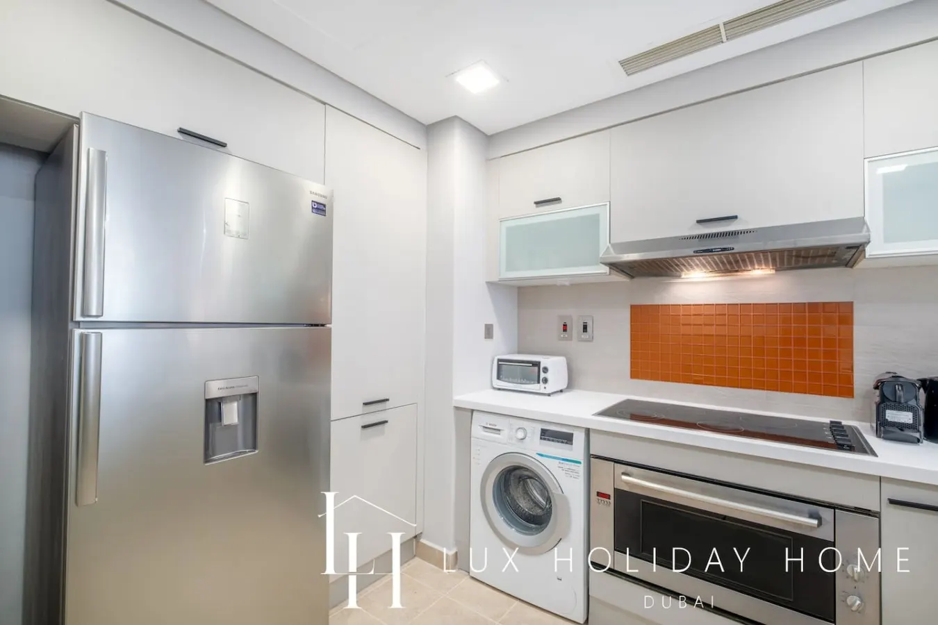 LUX The Marina Residence Palm Suite 12