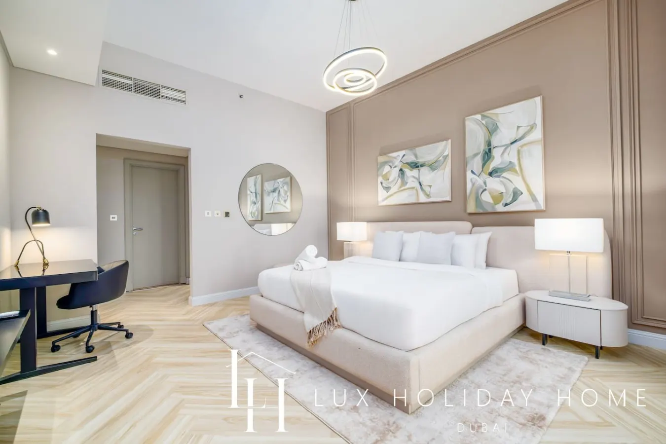 LUX The Marina Residence Palm Suite 19