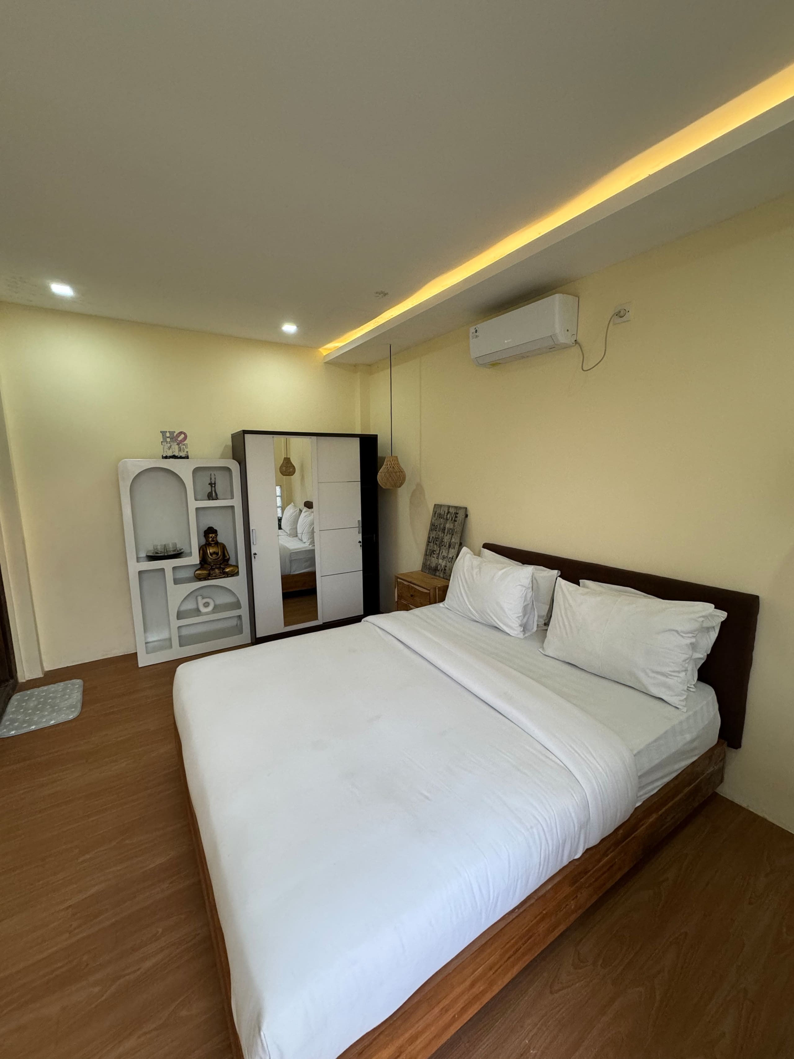 Studio one bedroom 6
