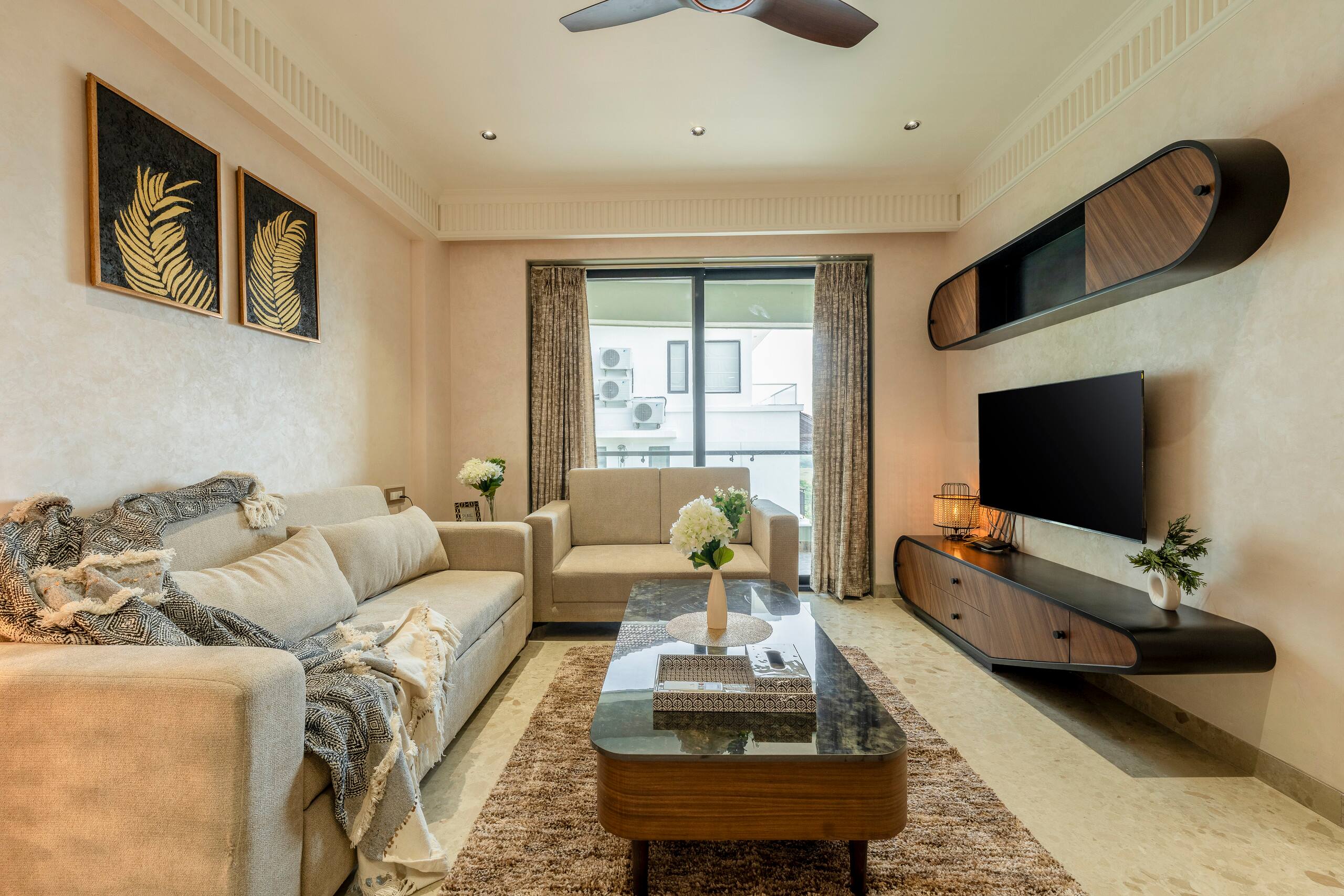 Lux 1BHK with Private Jacuzzi & Steam | Candolim 11