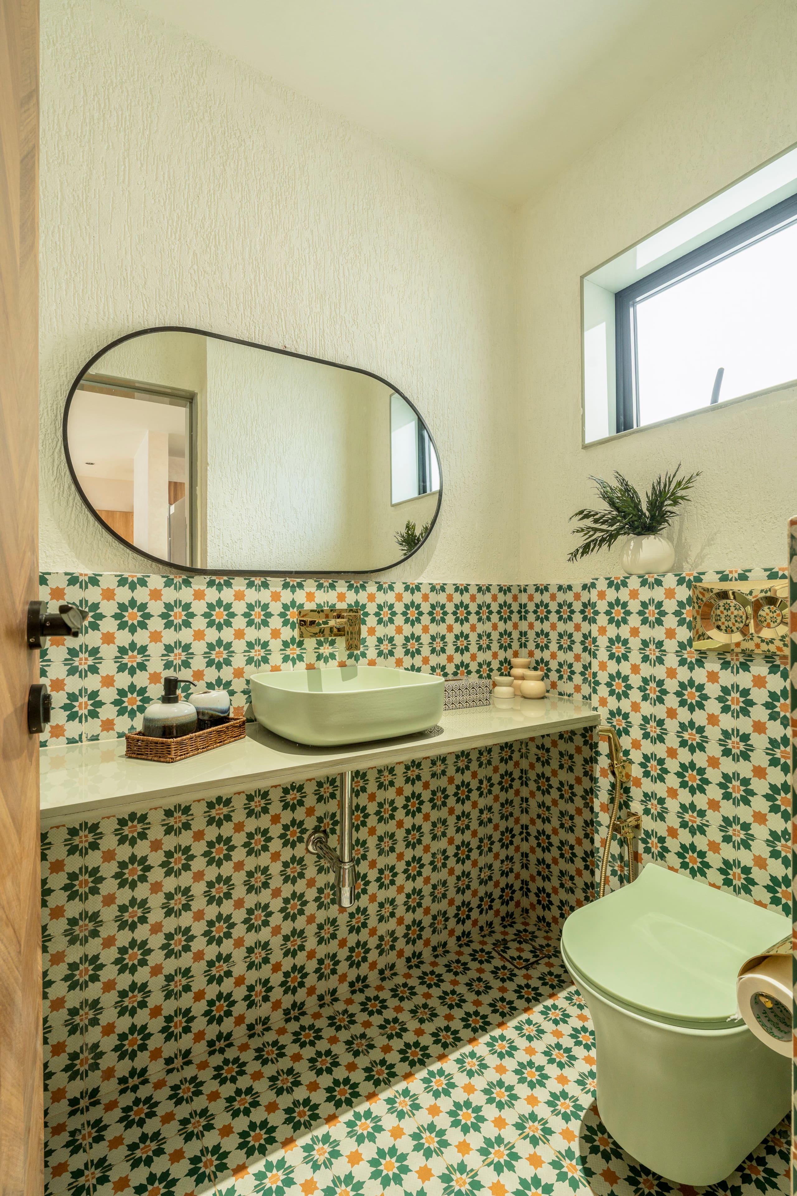Lux 1BHK with Private Jacuzzi & Steam | Candolim 19