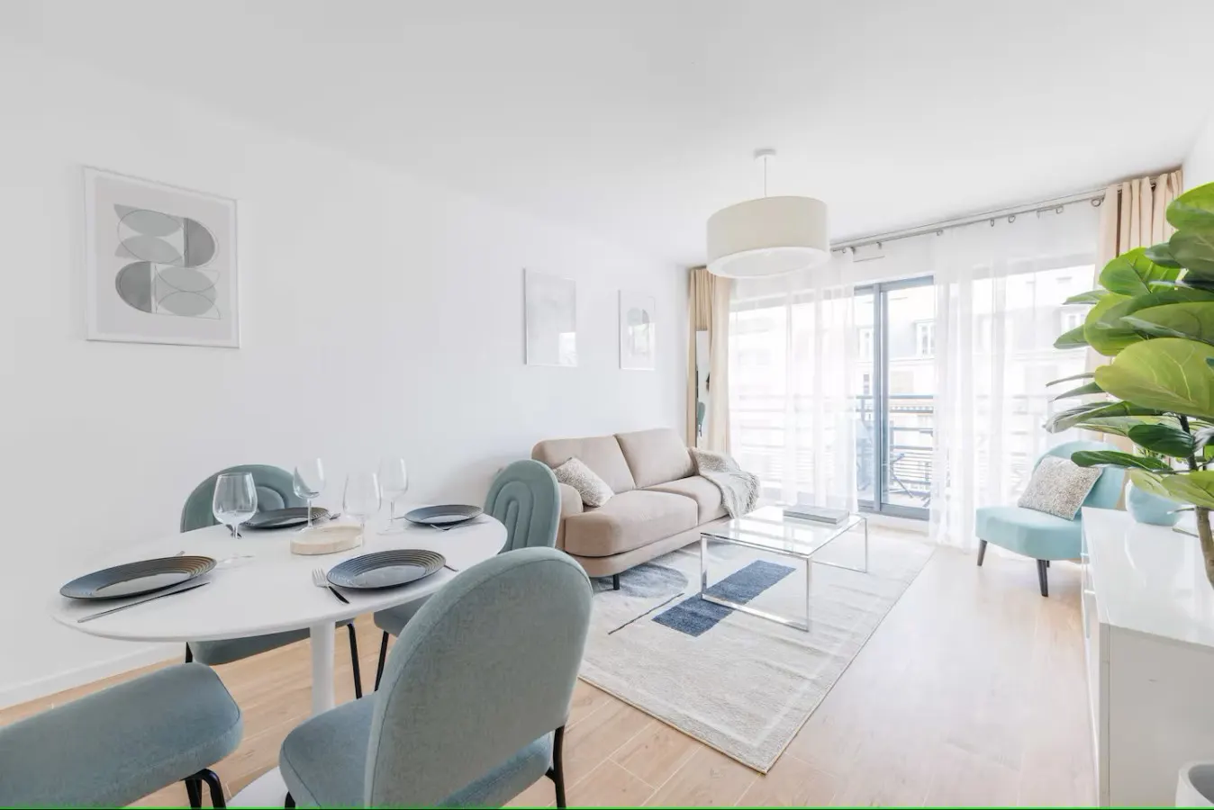 Bail Mobilité - Levallois Perret- Balcon - 1 chambre