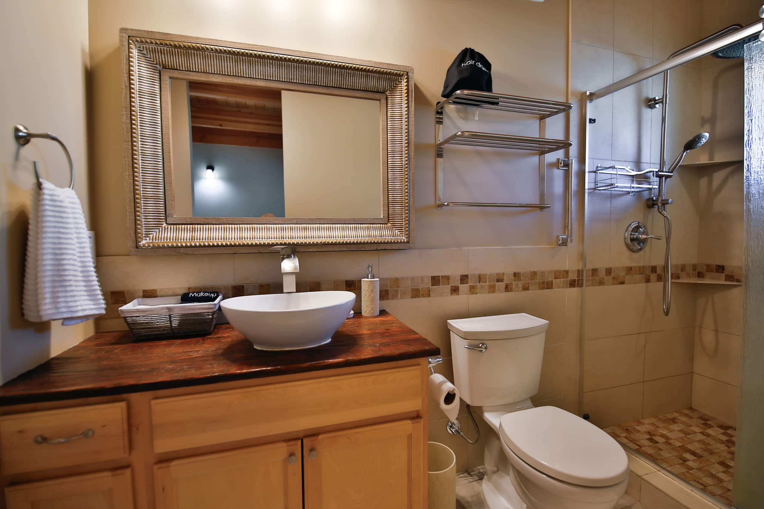 Caddy Shack Chateau 28