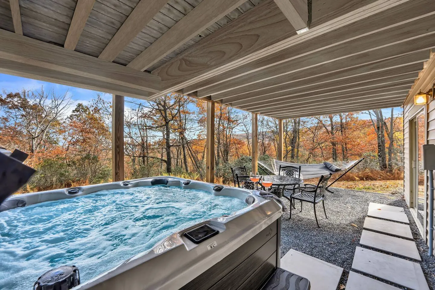 Mins. to Skiing! Kid Friendly w. HotTub&MtnViews 17