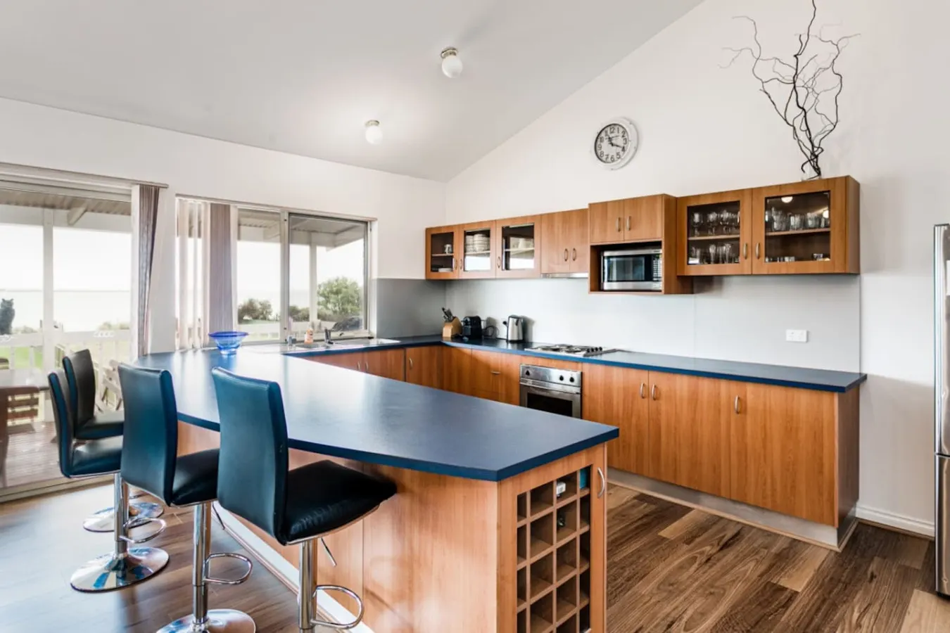 Hindmarsh Hideaway-—Waterfront Pet-friendly Living — photo 5