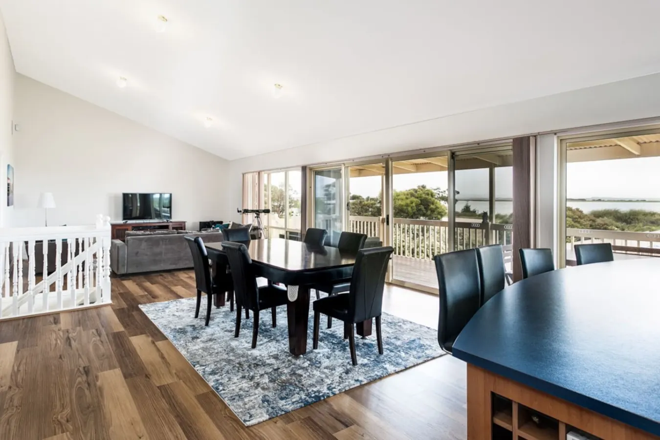 Hindmarsh Hideaway-—Waterfront Pet-friendly Living 7